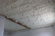 izolacja stropodachu drewnianego od dołu pianka poliuretanową